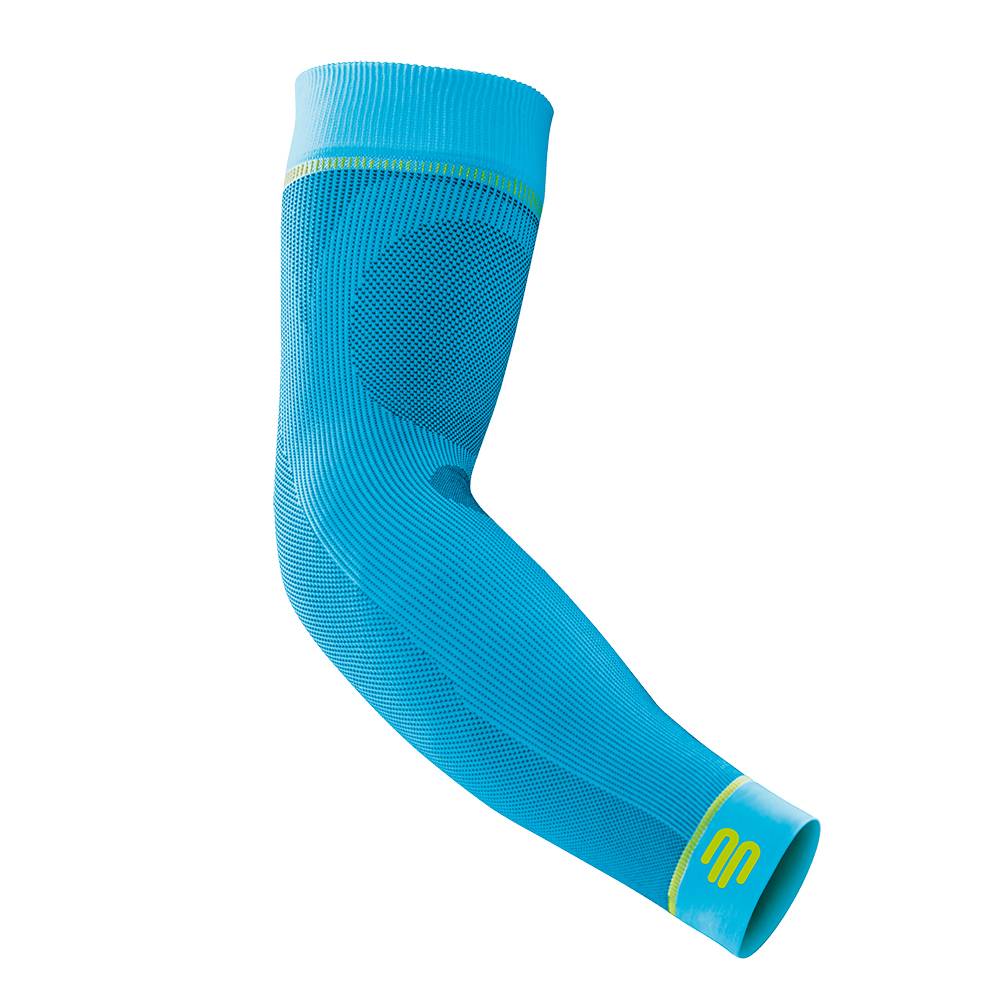 Bauerfeind Sports Compression Sleeves for the arm in Rivera color. This compression sleeve provides targeted support and improves circulation for athletic activities.